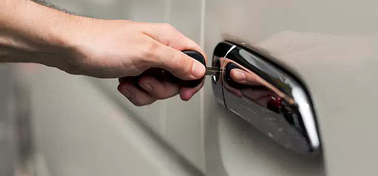 Why Choose Our Auto Locksmith Team in North Amityville, NY?
